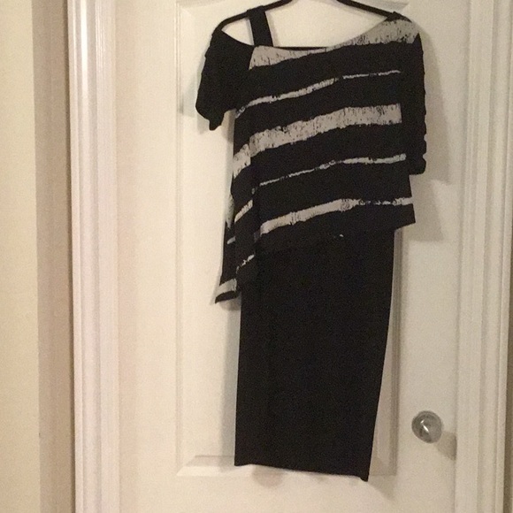 Joseph Ribkofff original One shoulder dress - Picture 2 of 6